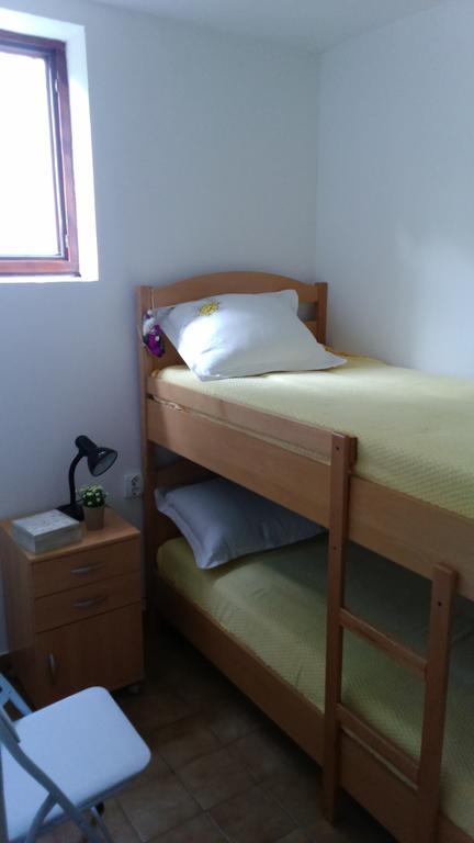 Studio Apartment Jadranko Duga Uvala Krnica Room photo